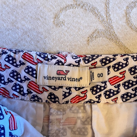 Vineyard Vines Patriotic Shorts - only worn once - Picture 7 of 7